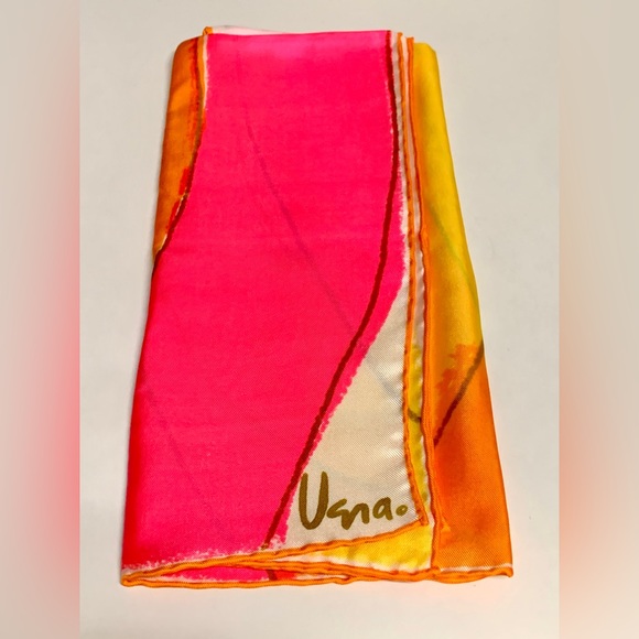 Vintage 1970s VERA NEUMANN Hand Rolled All Silk 44” x 15” Scarf Wrap Kerchief - Picture 13 of 16